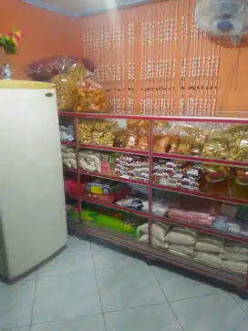 ESTALASE ETALASE TOKO MURAH