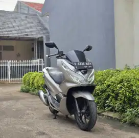 Honda PCX 2019 cbs silver