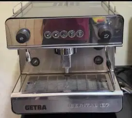 Di jual mesin espreso Merk getra iberital 7