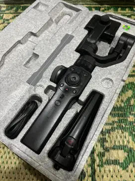 zhiyun smooth 4