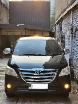 Kijang Innova 2015 matic 2.0 G