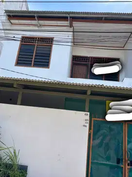 DI JUAL RUMAH VILLA TAMAN BANDARA SIAP HUNI SUDAH RENOVASI