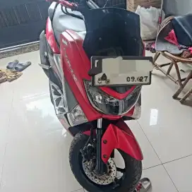 Jual nmax 2017 Surat2 lengkap