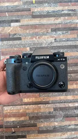 Fujifilm xt3 body only (minus wifi off)