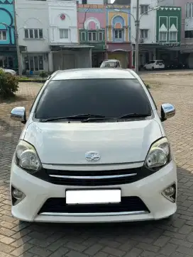 TOYOTA AGYA G AT 1.0 PUTIH 2015