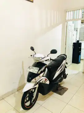 Mio J Terbaik 2014 Pajak hidup