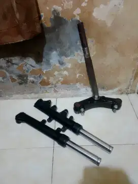 Shock depan&segitiga NMAX new minus