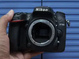 Nikon D7100 body ada box