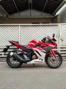 Honda New CBR 150 R Thn 2022 Gress