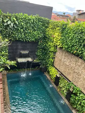 Rumah Lux Tengah Kota ada Kolam Renang di Srimahi
