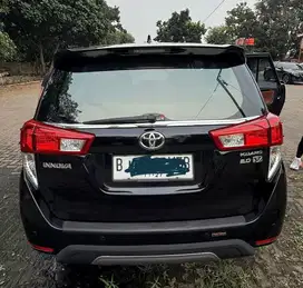 TOYOTA INNOVA V 2017
