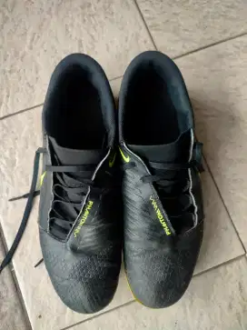 Sepatu bola nike phantom venom warna hitam ukuran size 45