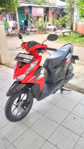 Bissmillah dijual motor Honda beat like new 2023 istimewa