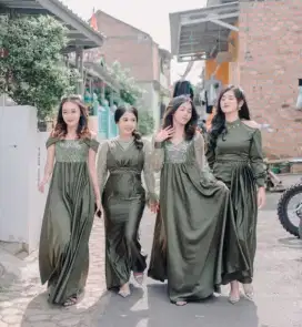 Asesoris wanita jasa jahit pesta pernikahan