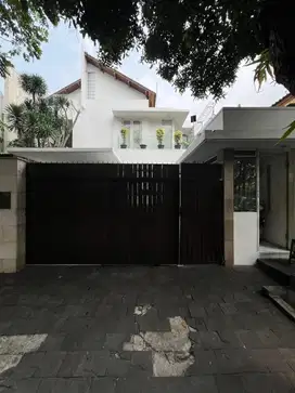Dijual Rumah Mewah Ada Private Pool di Selong Kebayoran Baru Jakarta S
