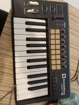 Novatiom Launchkey 25