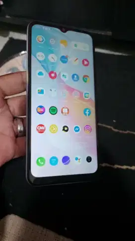 Di juql hp vivo y21 masih ngkap dus buku