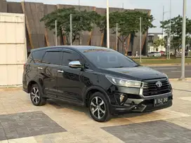 Toyota Kijang Innova Venturer 2.4 AT 2021 Diesel Solar
