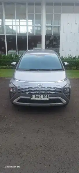 Hyundai stargazer 2023 silver mulus