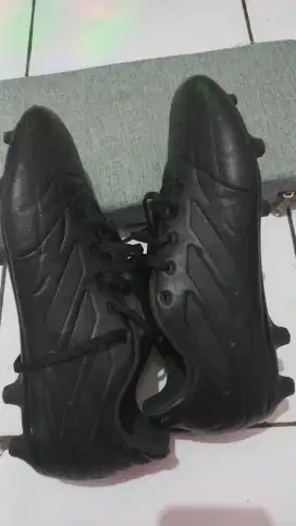 Adidas size 45⅓