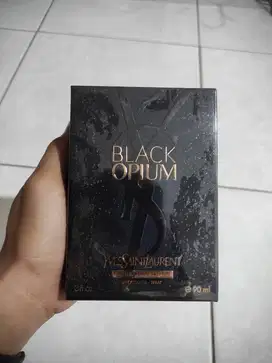 Parfume ysl black opium