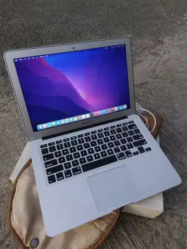 Macbook air 2017 core i5 Ram 8/128 GB Fullset