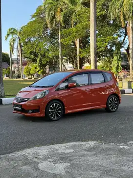 HONDA JAZZ GE8 RS MATIC 2013