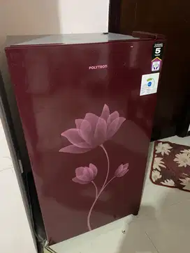 Kulkas POLYTRON 1 pintu PRB-159R