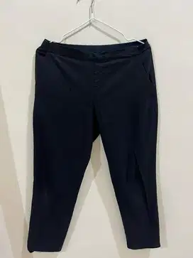 Uniqlo Ankle pants Hitam
