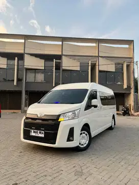 Sewa Hiace Premio 14 Kursi