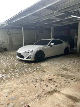 Toyota 86 2.0 A/T 2012