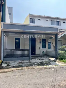 Rumah Nyaman Dengan Lokasi Strategis Di Lippo Cikarang