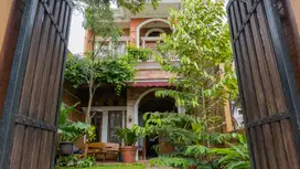 rumah di Graha Bintaro row jalan yg lebar ( ST)