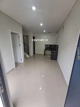Dijual Rumah Dua Lantai Siap Huni Di U Ville Bintaro