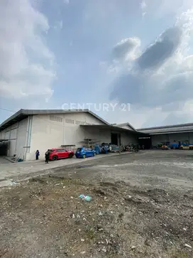 Gudang Dukuh Dekat Kawasan Industri Griya Idola