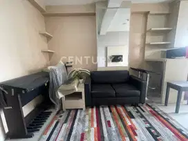 Apartemen Oak Tower 2BR Furnished Lantai 9