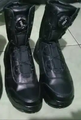 Sepatu pdl Polri
