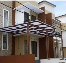 Tukang renovasi dan atap