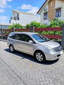 Grand Livina 2010 ultimate km 76 rb (low km jarang ada)
