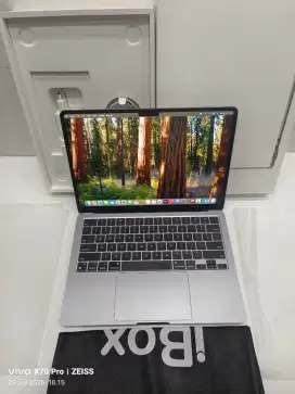 Macbook Air M3 13-iNci 24/512gb Garansi Resmi ibox on april 2026