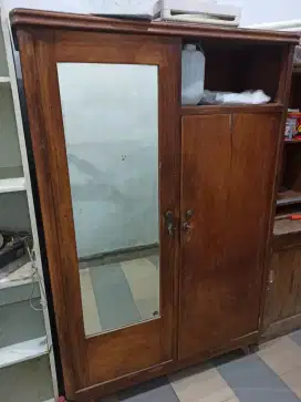 Lemari jati cermin