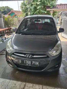 Jual mobil hyundai i10 tahun ini 2011 STNK BPKB nama sendiri pajak on