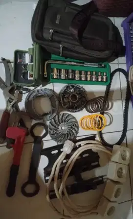 Sparepart & aneka barang lain nya
