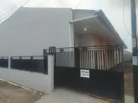 Dikontrakkan rumah Rp. 9 juta per tahun, Hp.081369715264