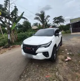 Dijual Toyota Fortuner VRZ Diesel Matic Thn 2017 perakitan tahun 2016