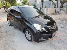 Honda Brio E 2016 dp 10jt ja