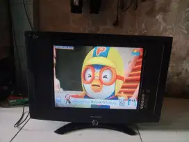 Tv tabung 21in merk polytron normal
