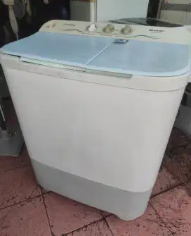 Mesin cuci Sharp 2 tabung kapasitas 9 kg siap pakai no minus