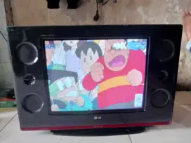 Tv tabung 21in merk lg slim normal