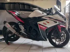 Yamaha R25 2016